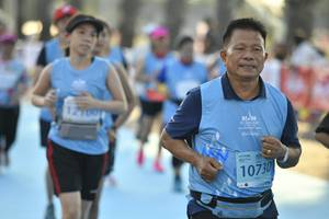 BIB: 426, 41228, 4301, 46568
                            <button type="button" onclick="openModal(10626671)" class="btn btn-primary btn-sm float-right btn-popup" data-toggle="modal" data-target=".modal-high-quality">
                        <i class="fas fa-shopping-cart"></i> Add to Cart
                    </button>
                                            <button type="button" onclick="isThisMe(10626671, true)" class="btn btn-success btn-sm float-right btn-popup btn-isme hidden" data-toggle="tooltip" data-placement="bottom" title="นี่คือรูปของคุณใช่ไหม คลิกที่นี่เพื่อเอาเข้าอัลบั้ม">
                        <i class="fas fa-plus"></i> Add to album
                    </button>
                    <button type="button" onclick="isThisMe(10626671, false)" class="btn btn-warning btn-sm float-right btn-popup btn-isnotme hidden">
                        <i class="fas fa-ban"></i> Remove from album
                    </button>